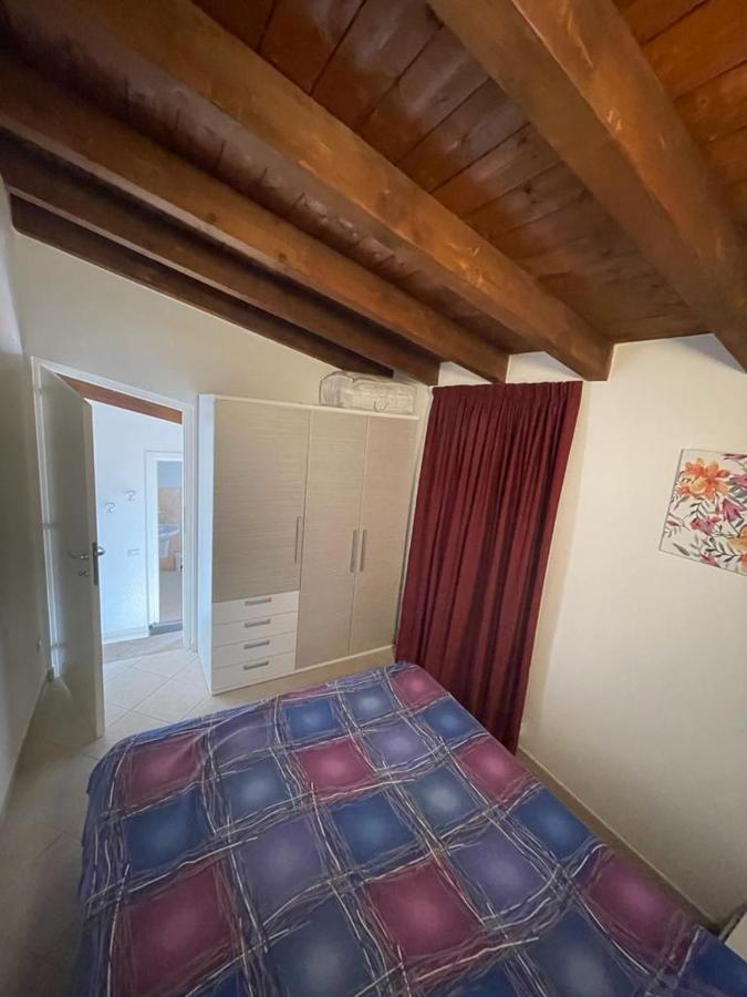 Residence L'Incanto Attici Кастельсардо Екстер'єр фото